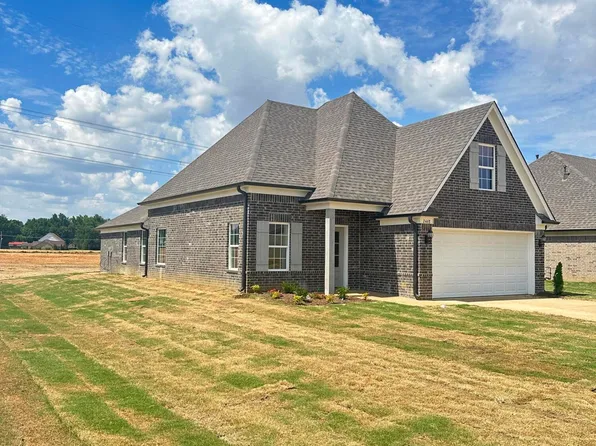 2468 Dela Dr, Southaven, MS 38672