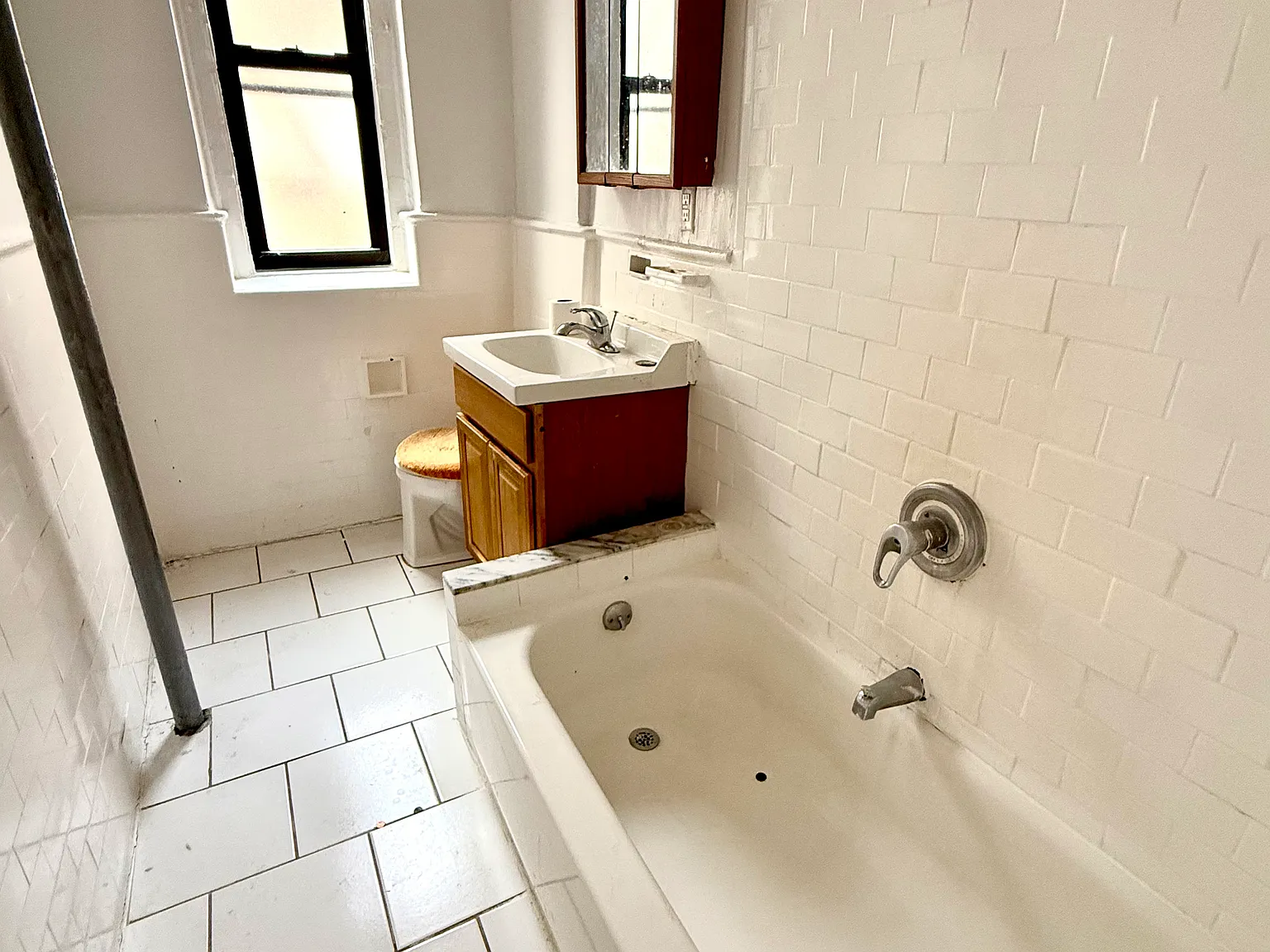 2856 Webb Avenue — Photo 3