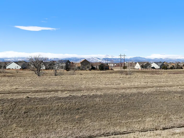 376 Montgomery Dr — Photo 28