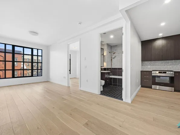 875 4th Avenue image 1 of 11