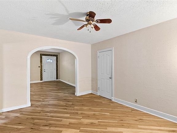 4th image of 425 Ohio Ave