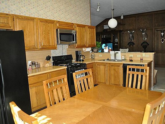 3rd image of 1174 Red Rock Canyon Dr