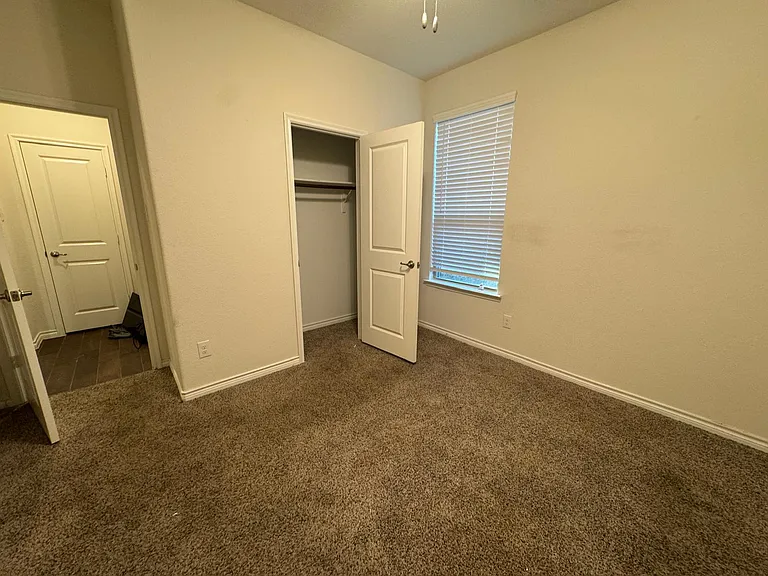 2916 Brady Starr Dr — Photo 21