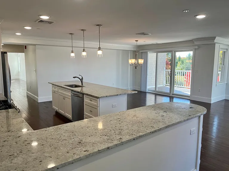 44 Dexter Rd — Photo 1