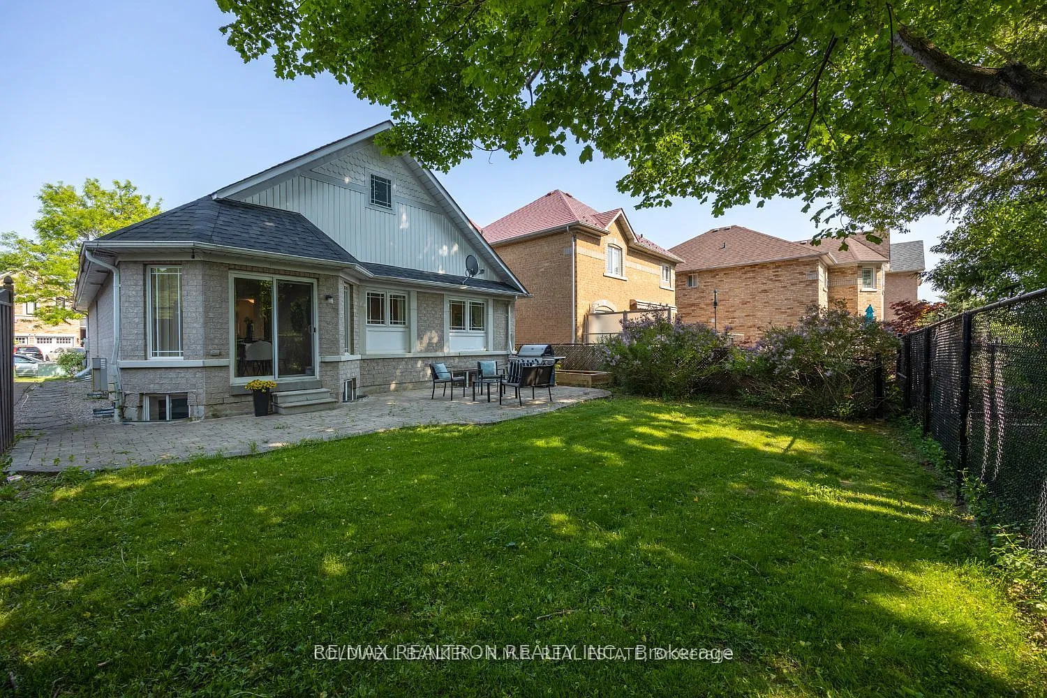 2 bed, $2,800 — Photo 2