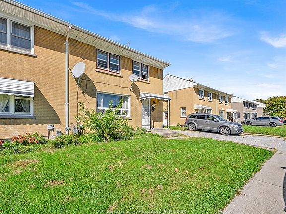 5th image of 2290 Tecumseh Rd W