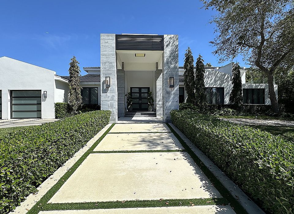 1st image of 1251 Bella Vista Ave