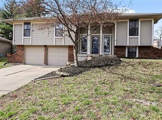 117 SE 2nd St, Blue Springs, MO 64014
