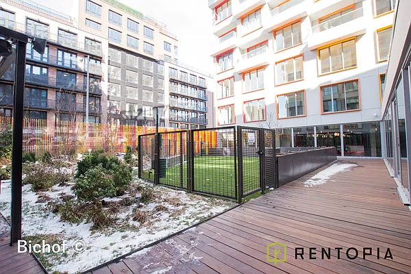 Rented by The KCI Group | media 68