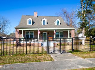 502 W Roseboro Street, Roseboro, NC 28382