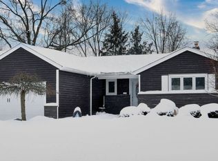 5156 Thornbury Rd, Cleveland, OH 44124