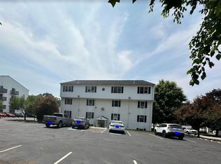 46 Gibbs St #1-3D, Worcester, MA 01607