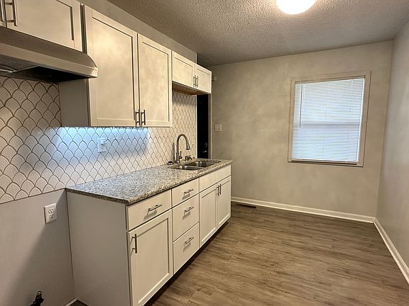 4th image of 841 Pierce St