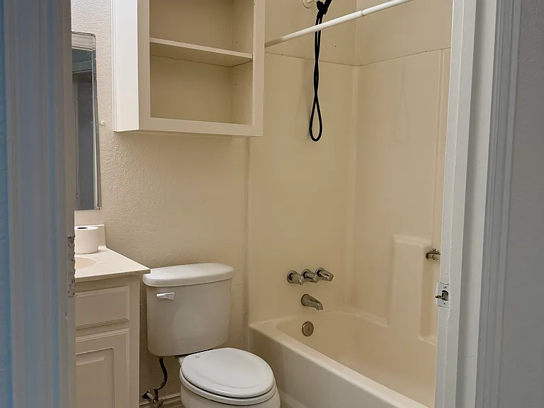 218 N 6th St #218 — Photo 12