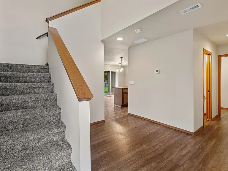 Brookline Townhomes — Photo 27
