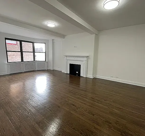 20 5th Ave #16F — Photo 1