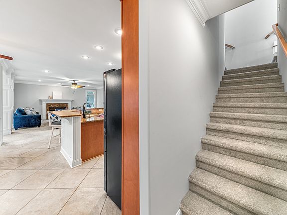 30th image of this home