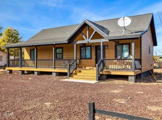 2230 Page Dr, Overgaard, AZ 85933