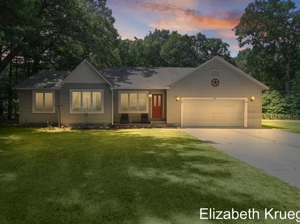 15188 Mercury Dr, Grand Haven, MI 49417