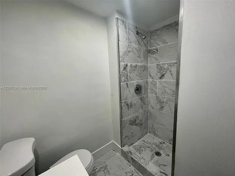 1520 SW 10th St — Photo 20