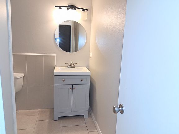 3rd image of 3501 Pine Ridge Ct