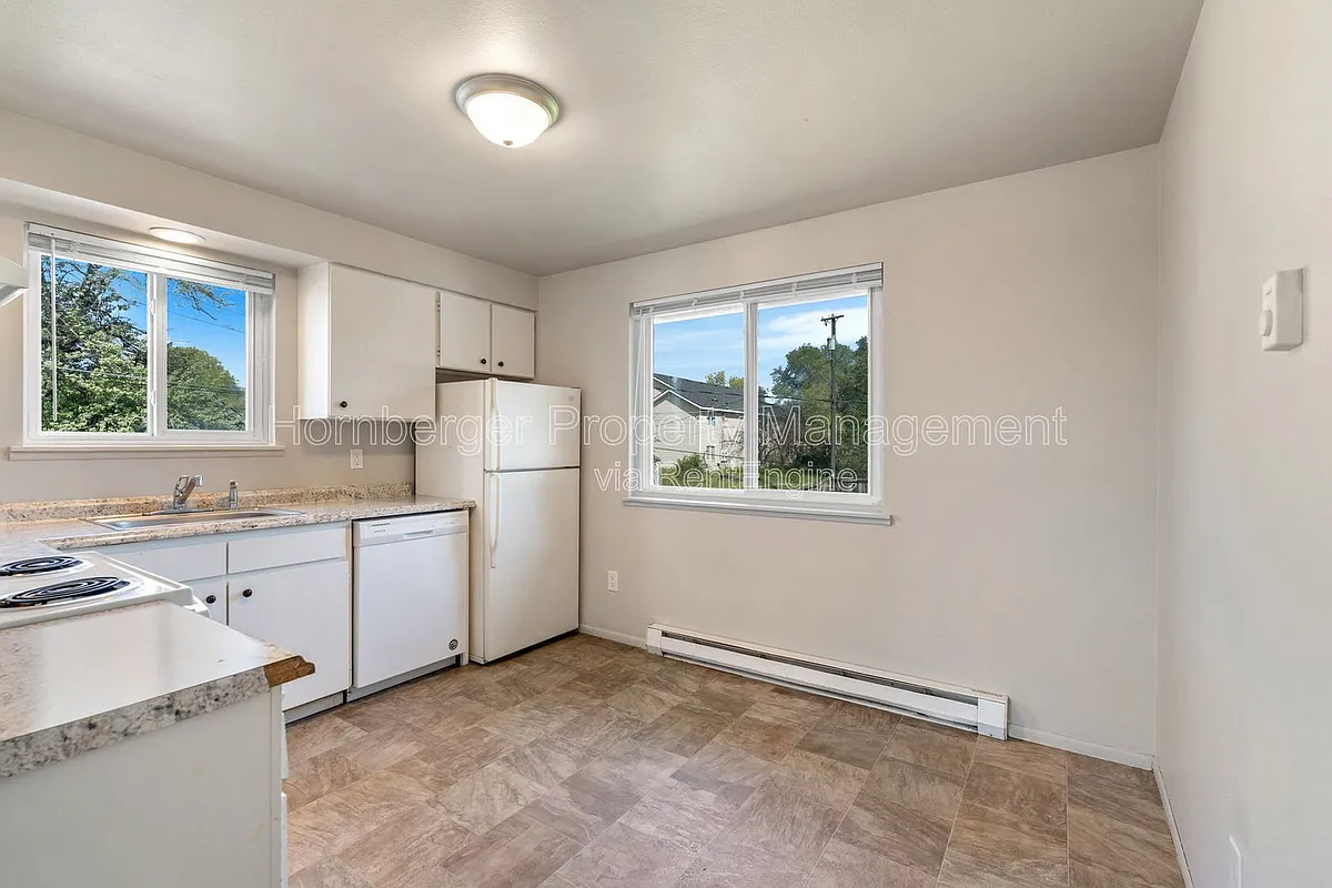 Building Photo - 3203 N Smith St #12