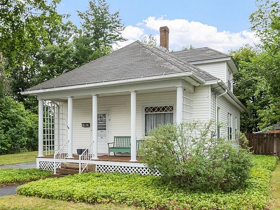4th image of 27 Foss Rd