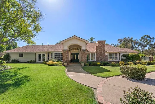 5427 La Crescenta Photo 1