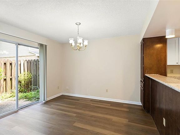 5th image of 6701 Dickens Ferry Rd APT 18