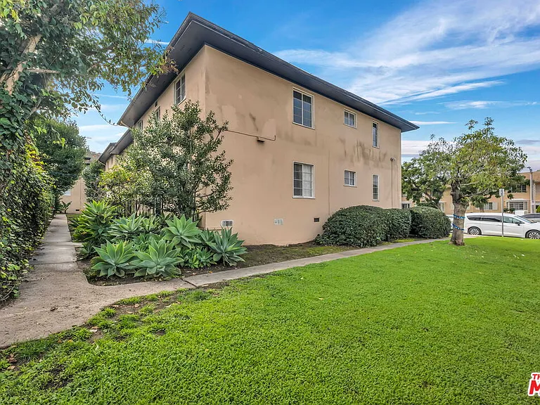 4121 Santo Tomas Dr #A — Photo 7