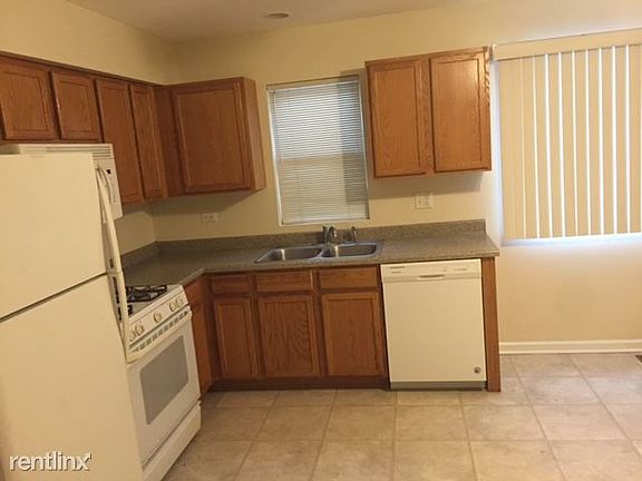 4th image of 617 S 14th Ave