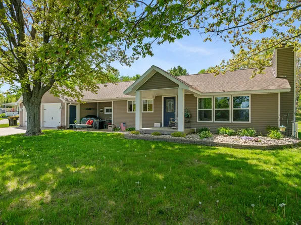 6721 N Straits Hwy, Cheboygan, MI 49721