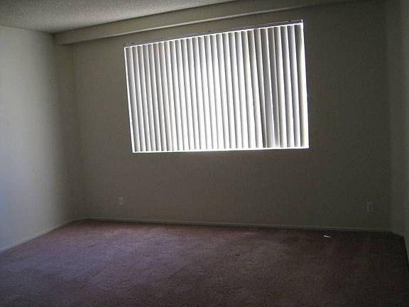 2nd image of 10932 Morrison St APT 113