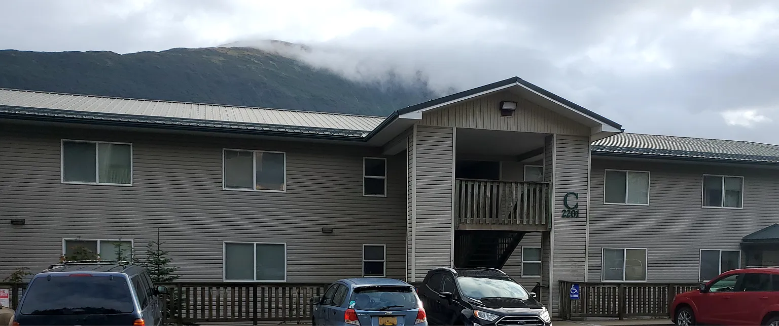 Orca Point Apartments — Photo 2