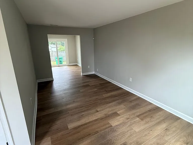 5853 Suitland Rd — Photo 5