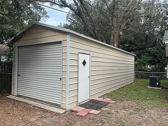 5th image of 5024 Glover Ln