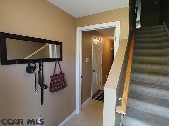 3rd image of 658 Oakwood Ave APT E