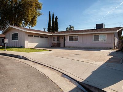 3801 Bianchi Way, Bakersfield, CA, 93309