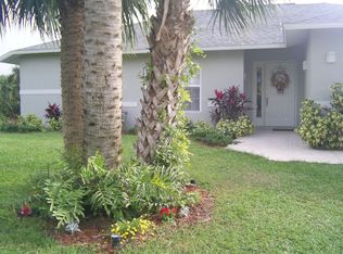360 20th Ave NE, Naples, FL 34120