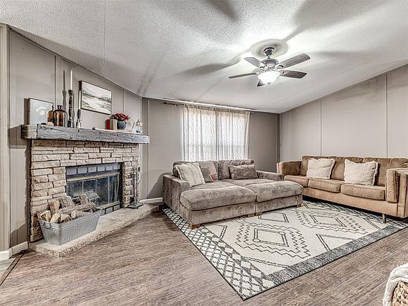 5th image of 16625 SE 113th St