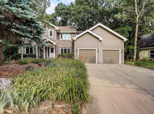 10 Hodgson Ct, Madison, WI 53717