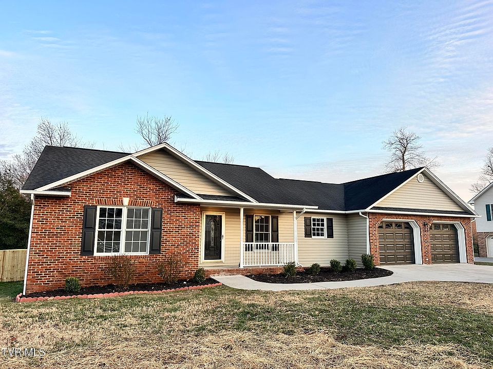 1st image of 217 Fox Meadows Dr