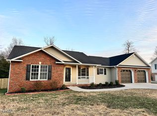 217 Fox Meadows Dr, Church Hill, TN 37642