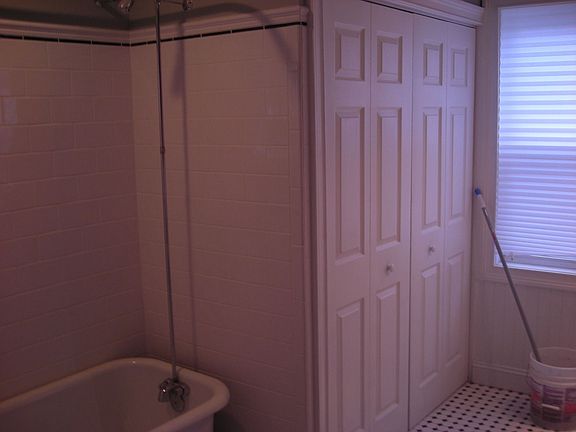 Bath / Laundry Closet