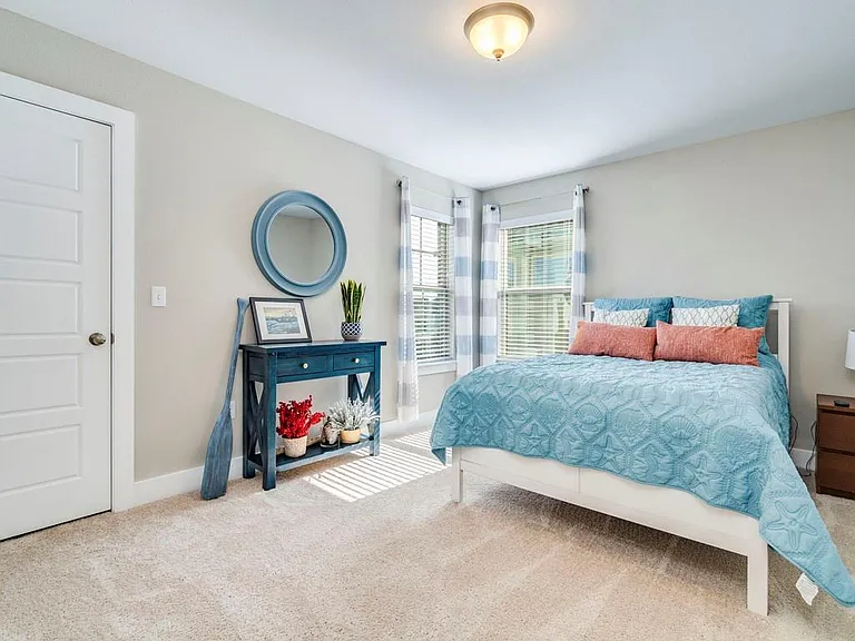 9500 Hunter Ln — Photo 18