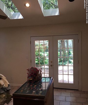 4th image of 10810 Whisper Valley St