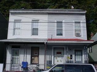 618 W Arch St, Pottsville, PA 17901