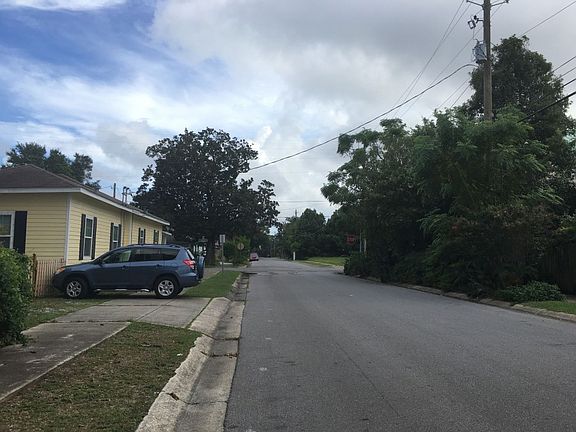 4th image of 714 N 6th Ave