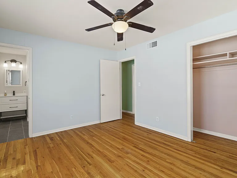 2218 Bluff Blvd — Photo 9
