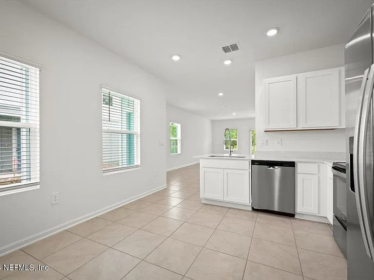 38 Tidal Beach Ave — Photo 6